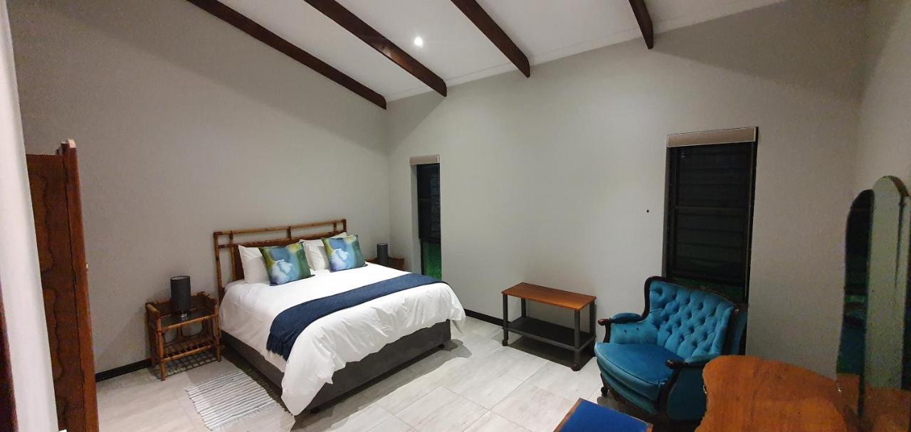 שלושלואי Honeybird Self Catering Accommodation מראה חיצוני תמונה