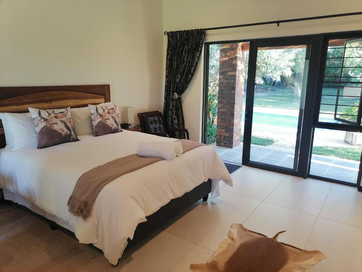 שלושלואי Honeybird Self Catering Accommodation מראה חיצוני תמונה