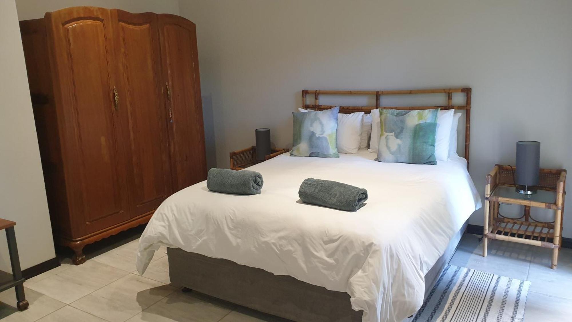 שלושלואי Honeybird Self Catering Accommodation מראה חיצוני תמונה